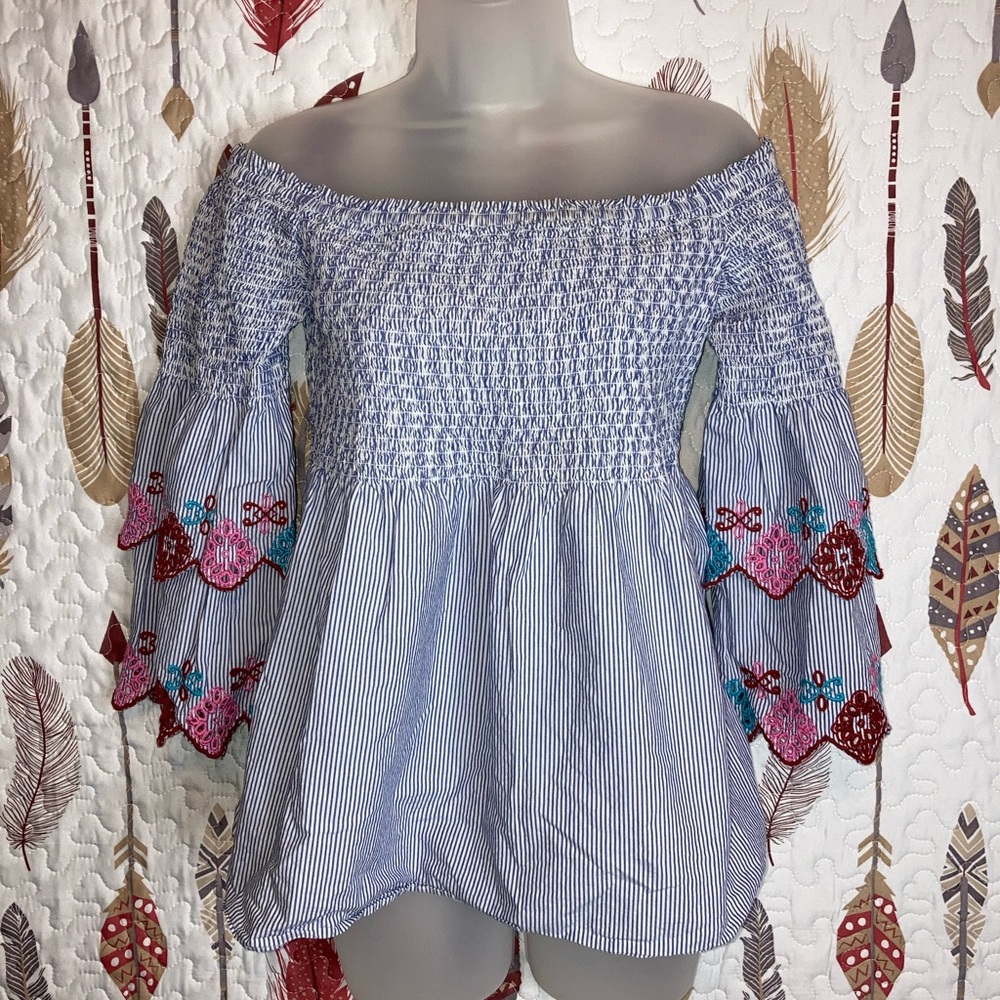 NWOT Loft off the shoulder embroidered blouse M